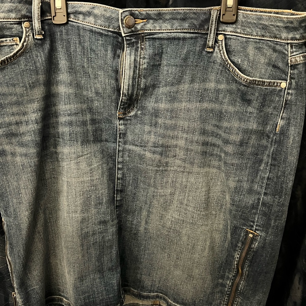 Simply Vera by Vera Wang Jean Skirt Size 18